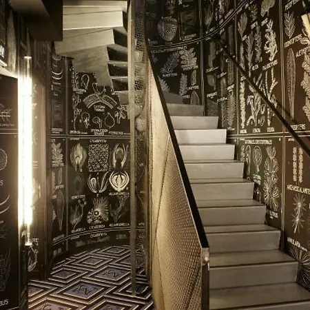 The Place To Be In Saint Germain Des Pres - Montana 2 2* Paris
