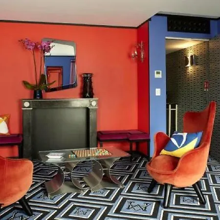 The Place To Be In Saint Germain Des Pres - Montana 2 Aparthotel Parijs