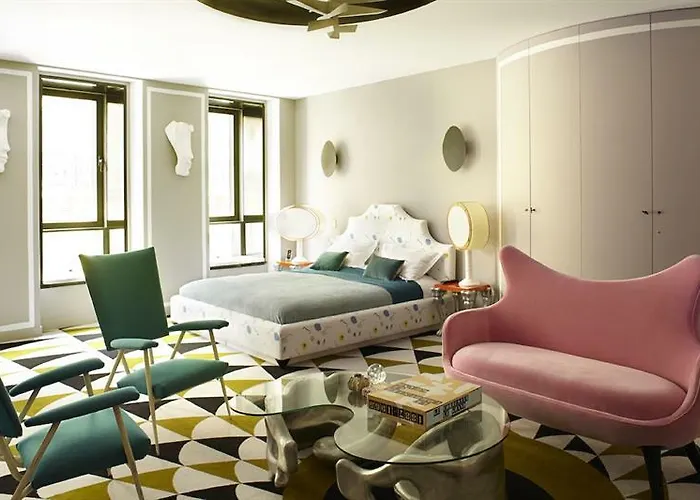 The Place To Be In Saint Germain Des Pres - Montana 2 3*